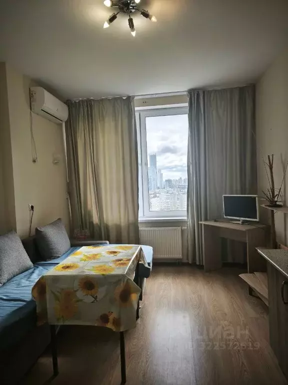 1-к кв. Свердловская область, Екатеринбург ул. Стрелочников, 2 (45.0 ... - Фото 2