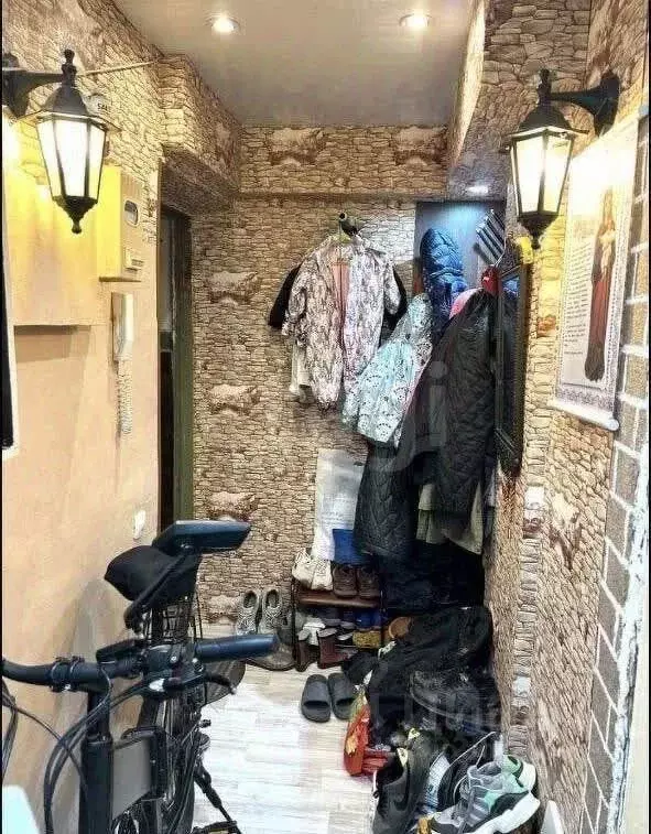 2-к кв. Свердловская область, Екатеринбург ул. Бисертская, 4 (44.7 м) - Фото 1