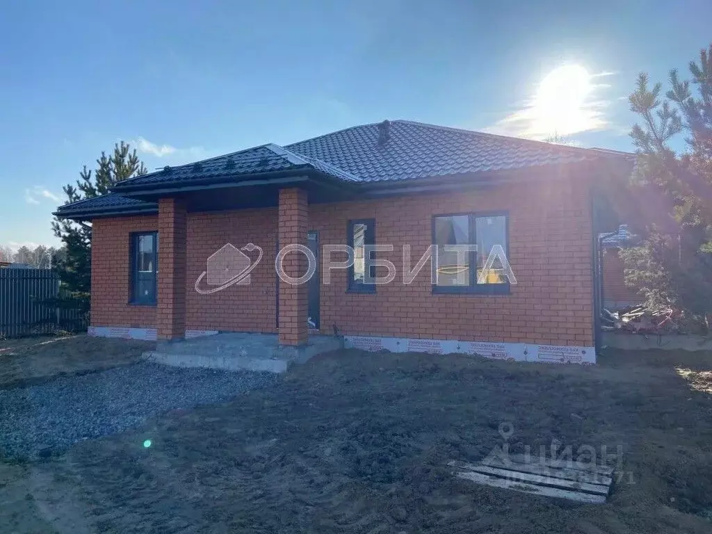 Дом в Тюменская область, Тюменский район, д. Ушакова Зеленая ул. (118 ... - Фото 0
