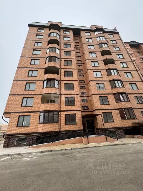 2-к кв. Дагестан, Каспийск ул. Зейнудина Батманова, 3Ак2 (71.5 м) - Фото 0