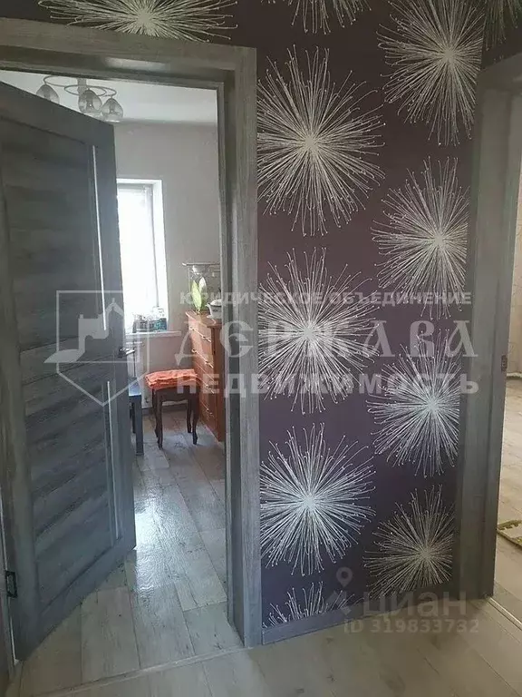 Дом в Кемеровская область, Кемерово Социалистическая ул. (63 м) - Фото 1
