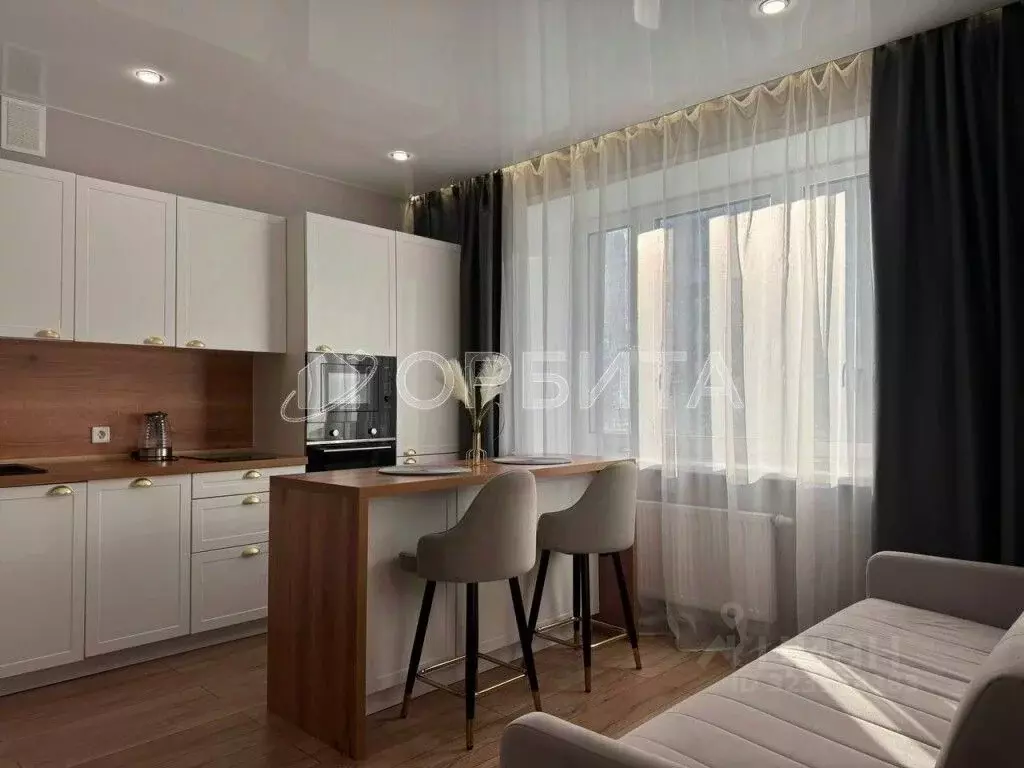 1-к кв. Тюменская область, Тюмень ул. Республики, 204к7 (35.0 м) - Фото 1