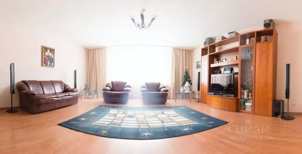3-к кв. Башкортостан, Уфа Российская ул., 104/1 (152.0 м) - Фото 1