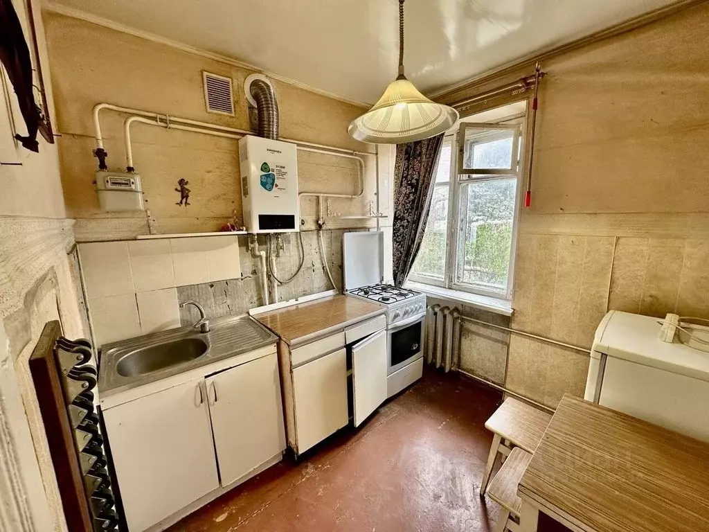 2-к кв. Крым, Симферополь ул. Троллейбусная, 7 (45.0 м) - Фото 1