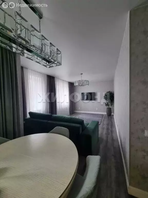 3-комнатная квартира: Новосибирск, Красный проспект, 323/2 (115.4 м) - Фото 1