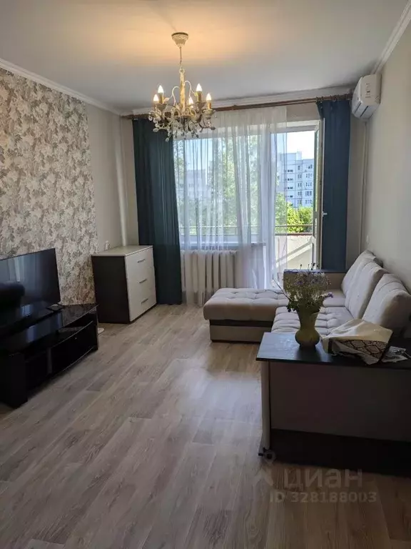 1-к кв. Самарская область, Тольятти ул. Лизы Чайкиной, 56 (34.0 м) - Фото 1