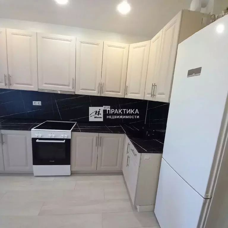 Продается 2-комнатная квартира - Фото 1