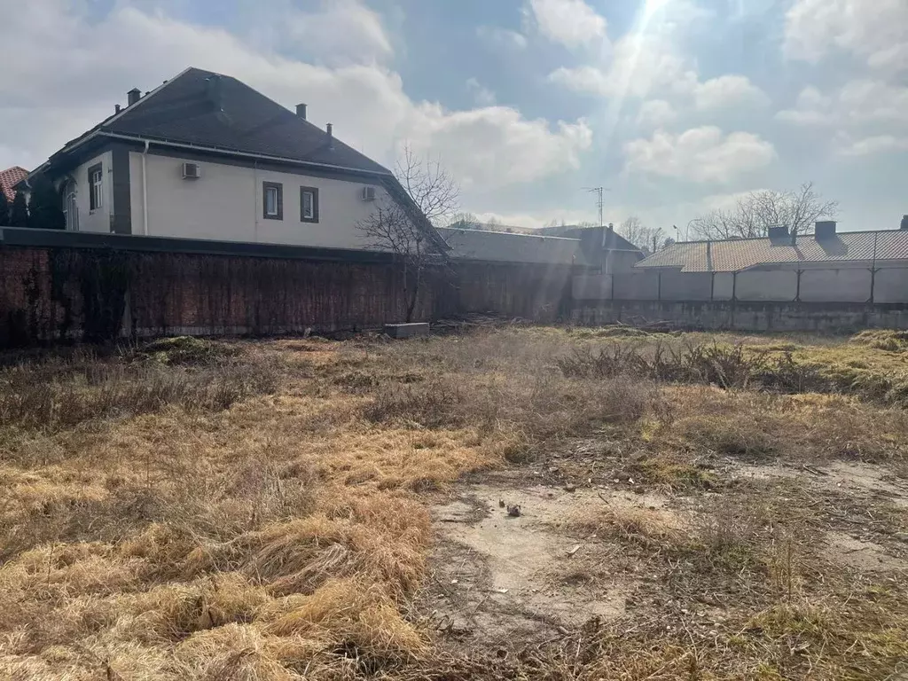 Участок в Кабардино-Балкария, Нальчик ул. Лермонтова (11.0 сот.) - Фото 2