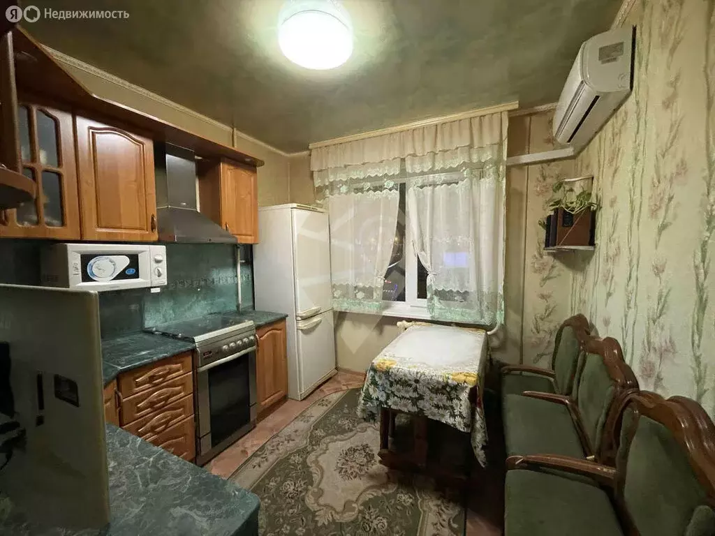 3-комнатная квартира: Старый Оскол, Комсомольский проспект, 29 (62.15 ... - Фото 1