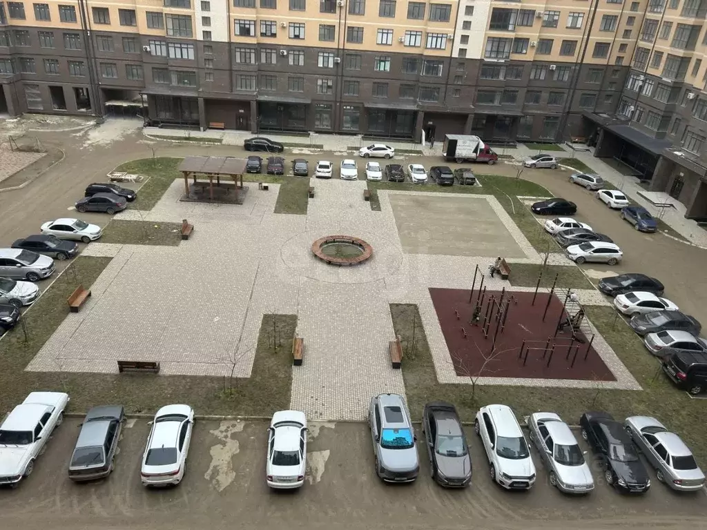 2-к кв. Дагестан, Махачкала ул. Маковая, 2к6 (81.0 м) - Фото 1
