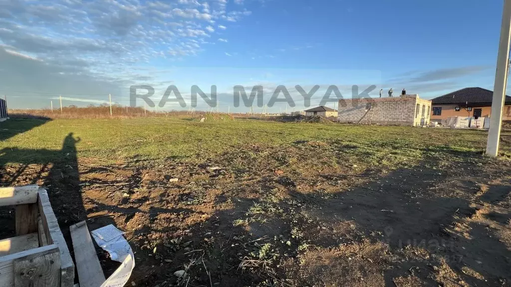 Участок в Адыгея, Майкоп городской округ, Гавердовский хут. пер. ... - Фото 1