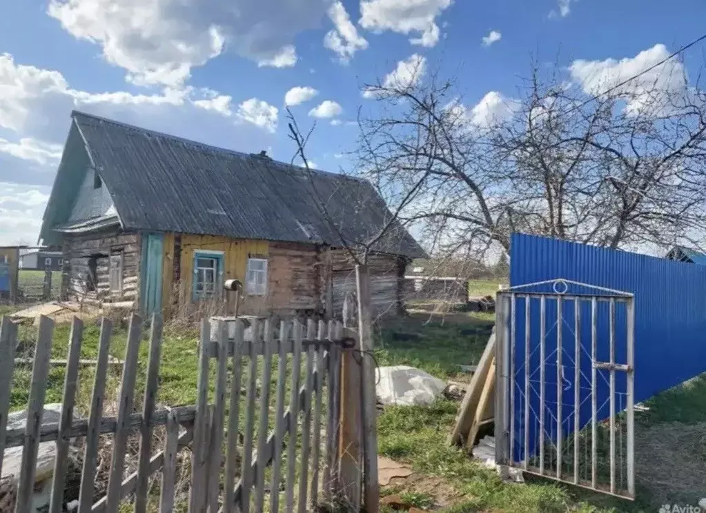 Участок в Башкортостан, Иглинский район, Надеждинский сельсовет, д. ... - Фото 1