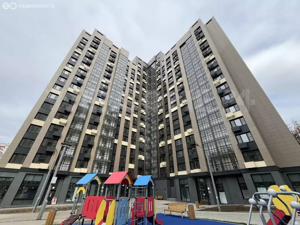 3-комнатная квартира: Москва, Феодосийская улица, 5 (71.2 м) - Фото 2