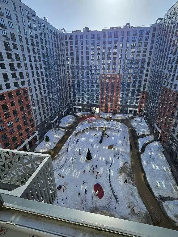 Продается 3-комнатная квартира - Фото 1