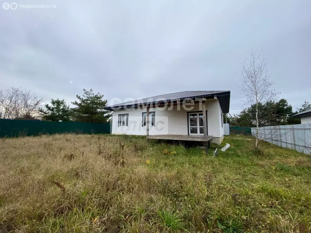 Дом в Калужская область, Боровский муниципальный округ, деревня ... - Фото 1