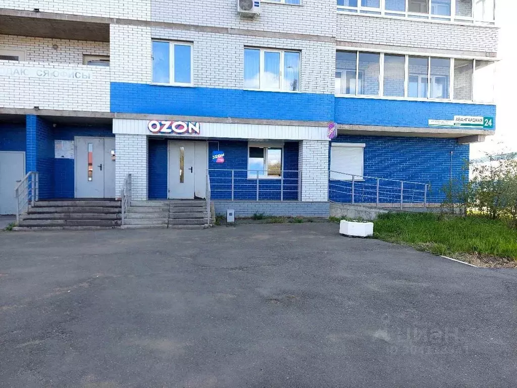 Помещение свободного назначения в Удмуртия, Ижевск Авангардная ул., 24 ... - Фото 0