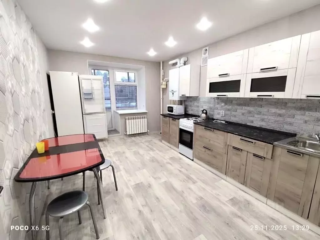 1-к кв. Татарстан, Зеленодольск ул. Тиховнина, 9А (40.0 м) - Фото 1