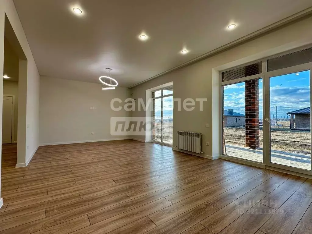 Коттедж в Татарстан, Лаишевский район, Егорьевское с/пос, д. Кзыл-Иль ... - Фото 1