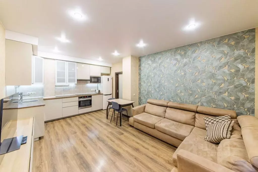 2-к кв. Санкт-Петербург Лиственная ул., 18к1 (74.5 м) - Фото 1