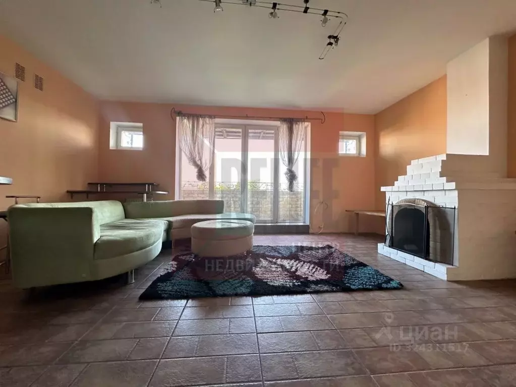 3-к кв. Калининградская область, Калининград Озерная ул., 15 (90.0 м) - Фото 1