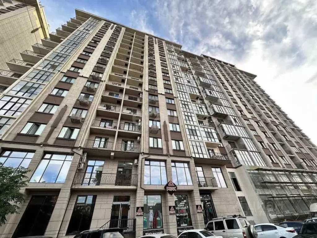 2-к кв. Дагестан, Махачкала ул. Ахмата-Хаджи Кадырова, 128 (60.0 м) - Фото 0