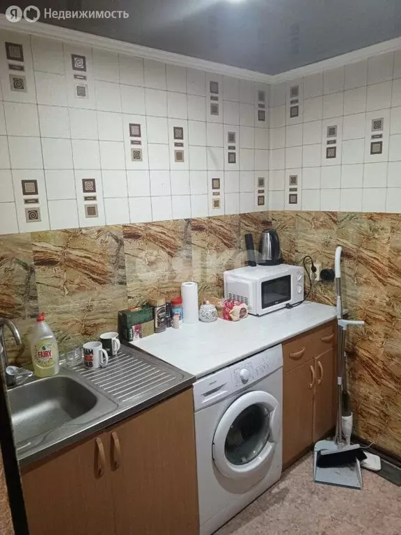 1-комнатная квартира: Майкоп, улица Некрасова, 237 (18 м) - Фото 1