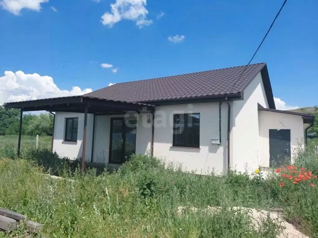 Дом в Крым, Симферопольский район, Трудовское с/пос, с. Строгоновка ... - Фото 1