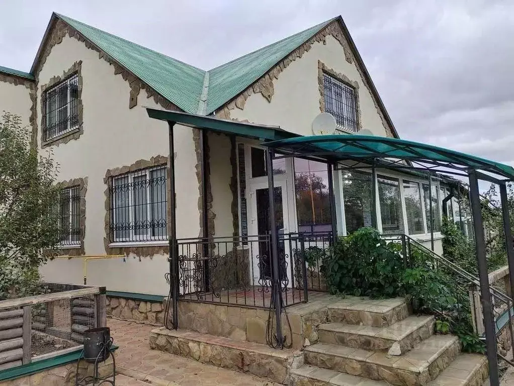 Дом в Оренбургская область, Бузулукский район, Палимовский сельсовет, ... - Фото 1