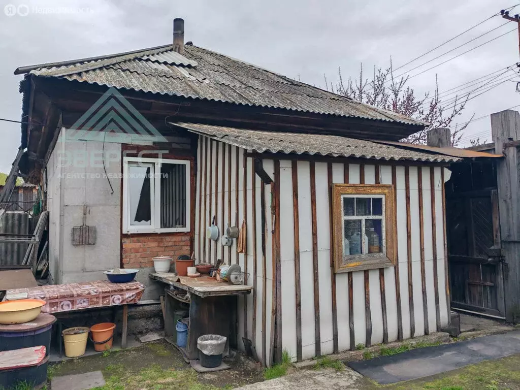 Дом в Абакан, улица Чебодаева (43 м) - Фото 1