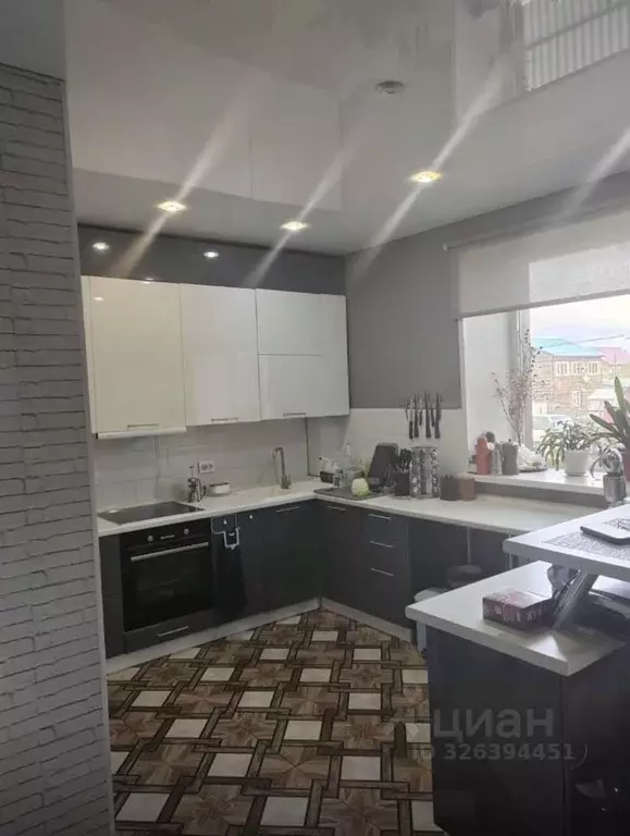 Дом в Саха (Якутия), Ленск Советская ул., 5 (239 м) - Фото 2