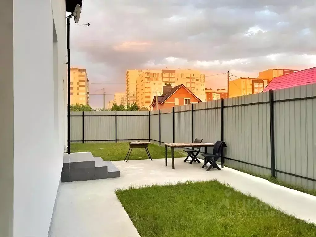 Дом в Калининградская область, Калининград Октябрьское СНТ, ул. ... - Фото 1