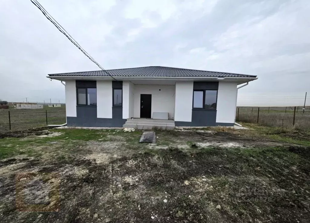 Дом в Крым, Симферопольский район, с. Мирное ул. Руслана Казакова, 42 ... - Фото 2