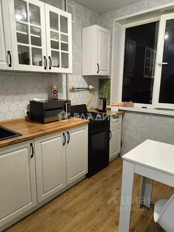 2-к кв. Белгородская область, Старый Оскол Весенний мкр, 5А (44.0 м) - Фото 1