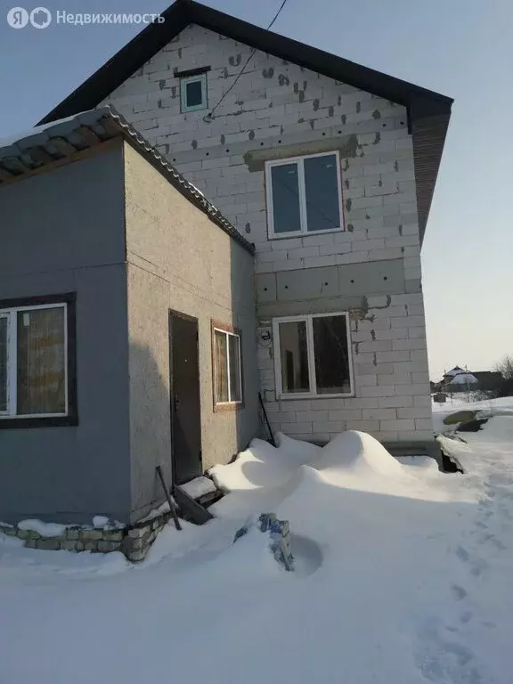 Дом в село Богословка, улица Будённого (162.8 м) - Фото 0