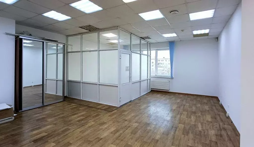Офис в Свердловская область, Екатеринбург ул. Малышева, 71А (60 м) - Фото 1