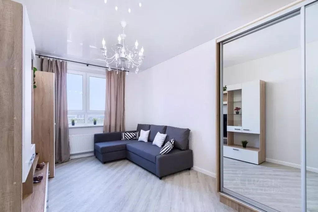 1-к кв. Новосибирская область, Новосибирск ул. Серафимовича, 20 (42.0 ... - Фото 1