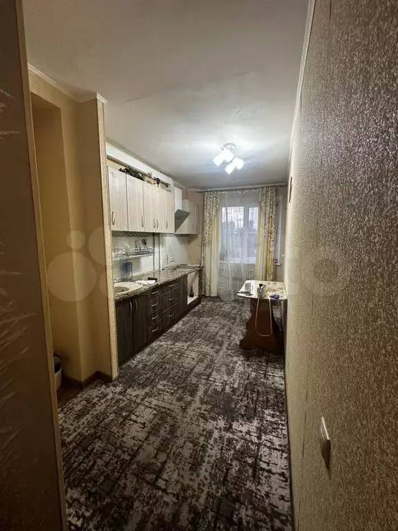 3-к. квартира, 70 м, 3/9 эт. - Фото 1