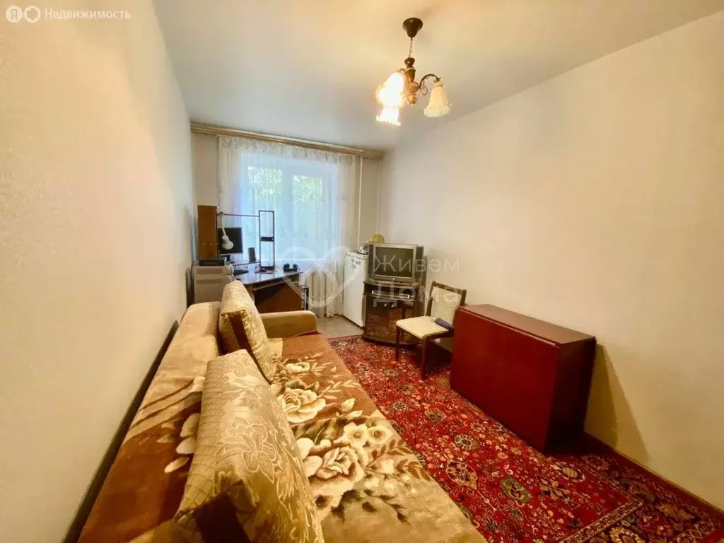 3-комнатная квартира: Волгоград, улица 64-й Армии, 137 (62.2 м) - Фото 1