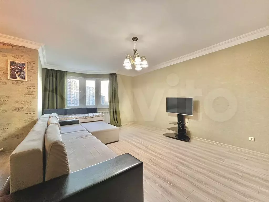2-к. квартира, 75 м, 8/23 эт. - Фото 0