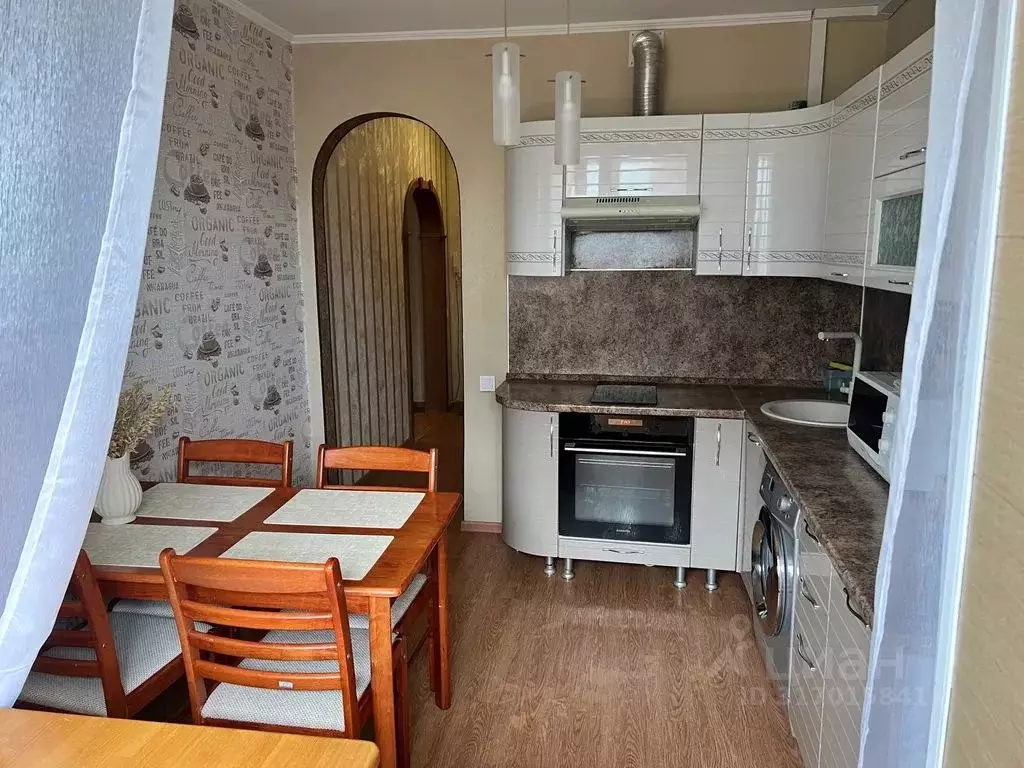 2-к кв. Приморский край, Владивосток Шилкинская ул., 11а (53.0 м) - Фото 1