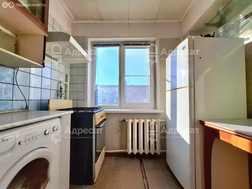 4-комнатная квартира: Волгоград, микрорайон Жилгородок, улица Савкина, ... - Фото 2