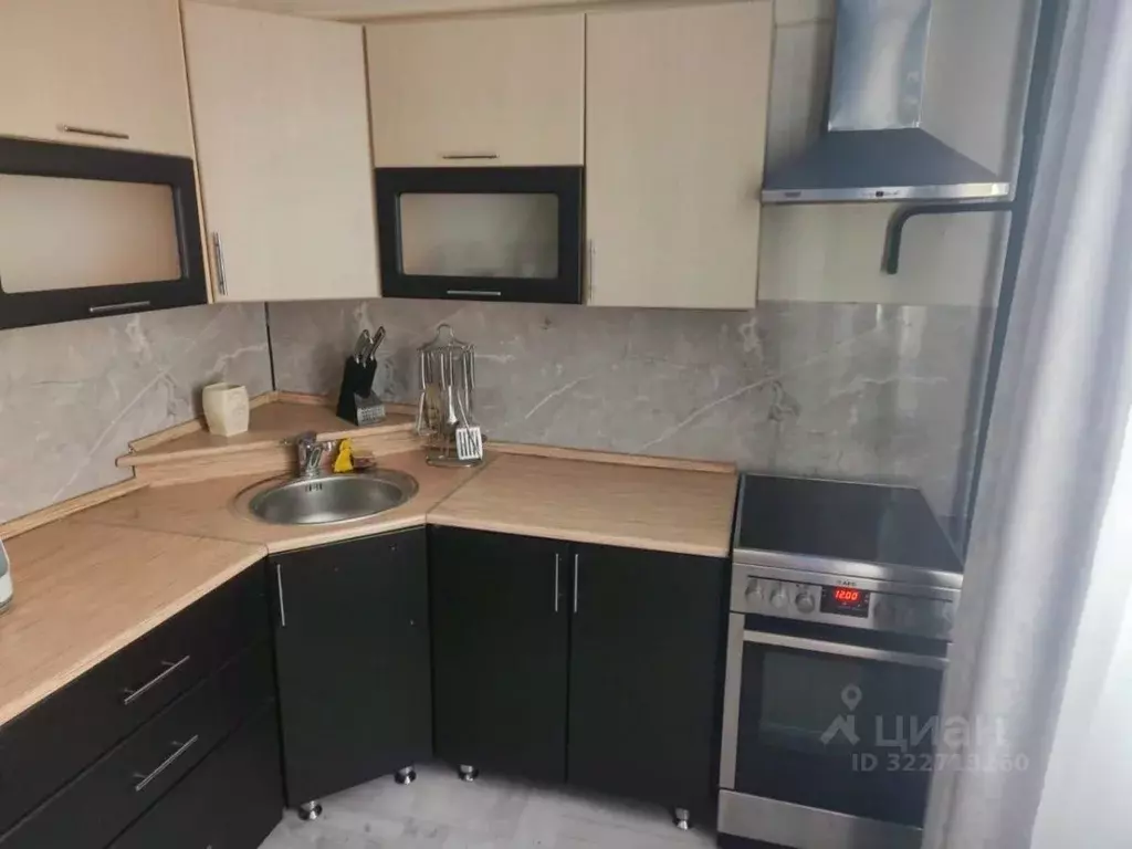 1-к кв. Татарстан, Нижнекамск просп. Химиков, 17 (39.0 м) - Фото 1