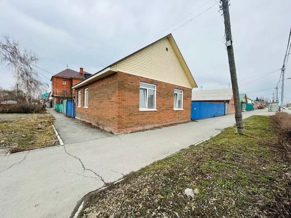 Дом в Омская область, Омск ул. 19-я Северная (90 м) - Фото 1