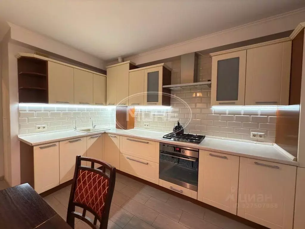 2-к кв. Калининградская область, Калининград Осенняя ул., 3 (55.7 м) - Фото 2