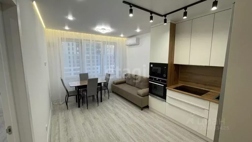 1-к кв. Тюменская область, Тюмень ул. 50 лет Октября, 57Бк2 (39.8 м) - Фото 1