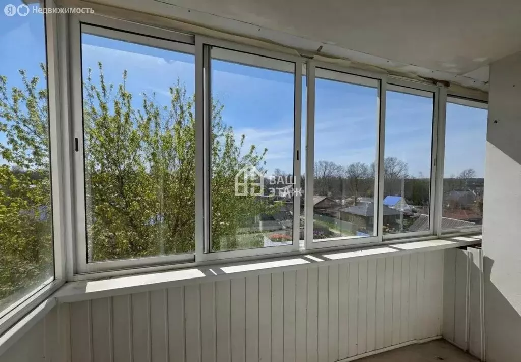 2-комнатная квартира: посёлок Воротынск, улица 50 лет Победы, 5 (54.7 ... - Фото 2