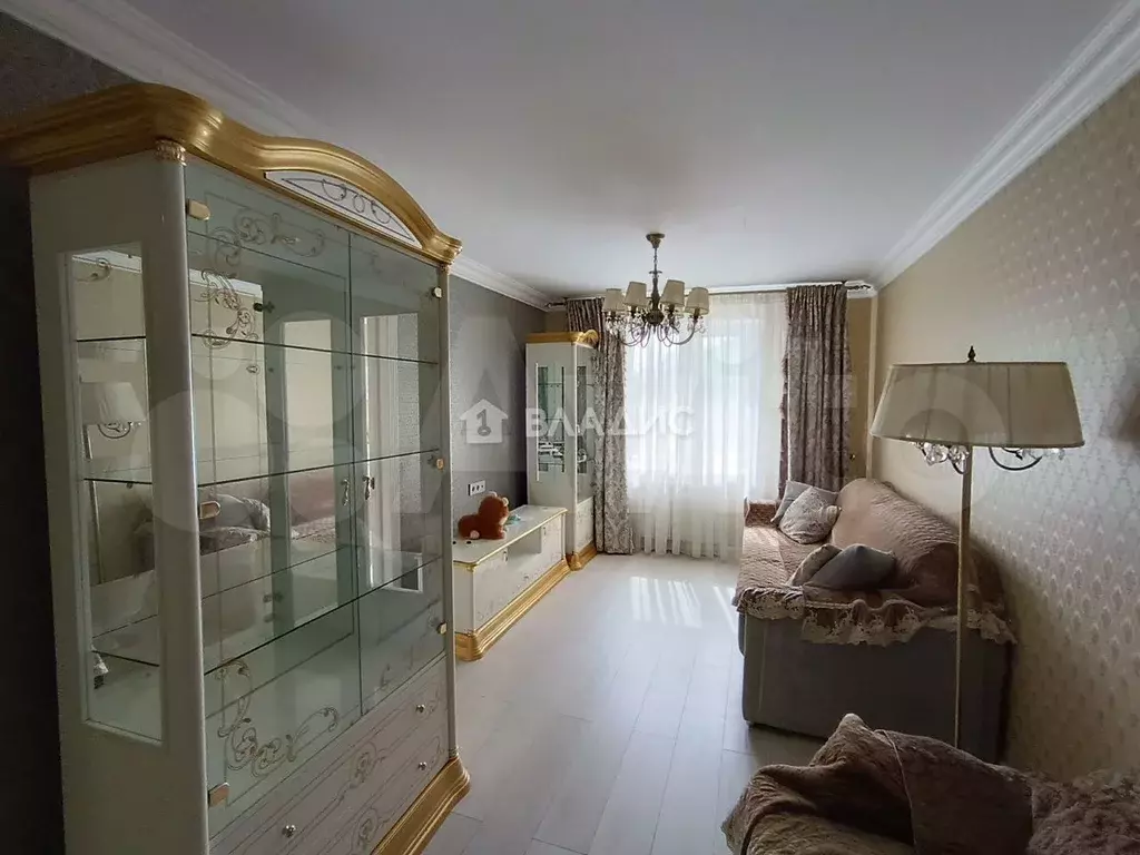 3-к. квартира, 57,4 м, 1/5 эт. - Фото 0