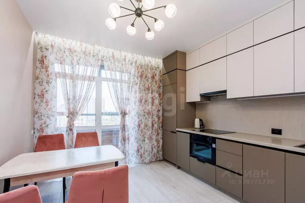 1-к кв. Тюменская область, Тюмень ул. Фармана Салманова, 14 (35.9 м) - Фото 1
