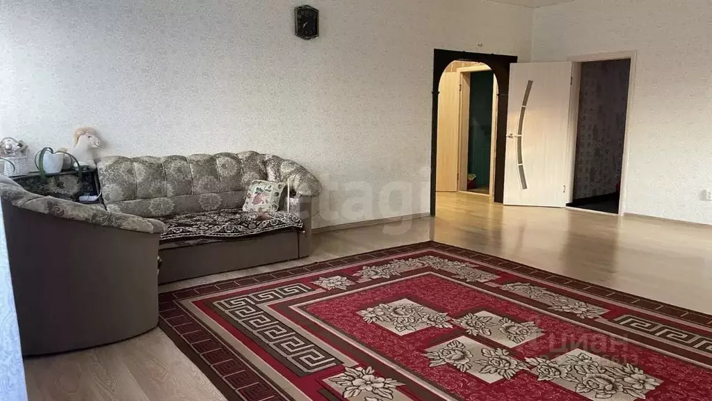 Дом в Челябинская область, Чебаркульский муниципальный округ, д. ... - Фото 1