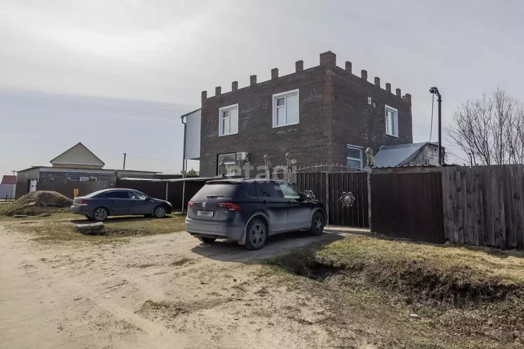 Дом в Тюменская область, Тюменский муниципальный округ, д. Якуши ул. ... - Фото 1